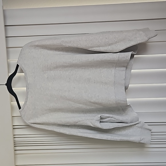 Disney 2X grey pullover - Picture 3 of 6